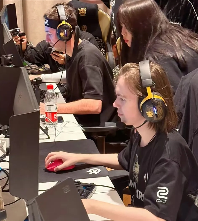 TES对战AL数据前瞻：近五次交手TES全胜且只输过一个小局