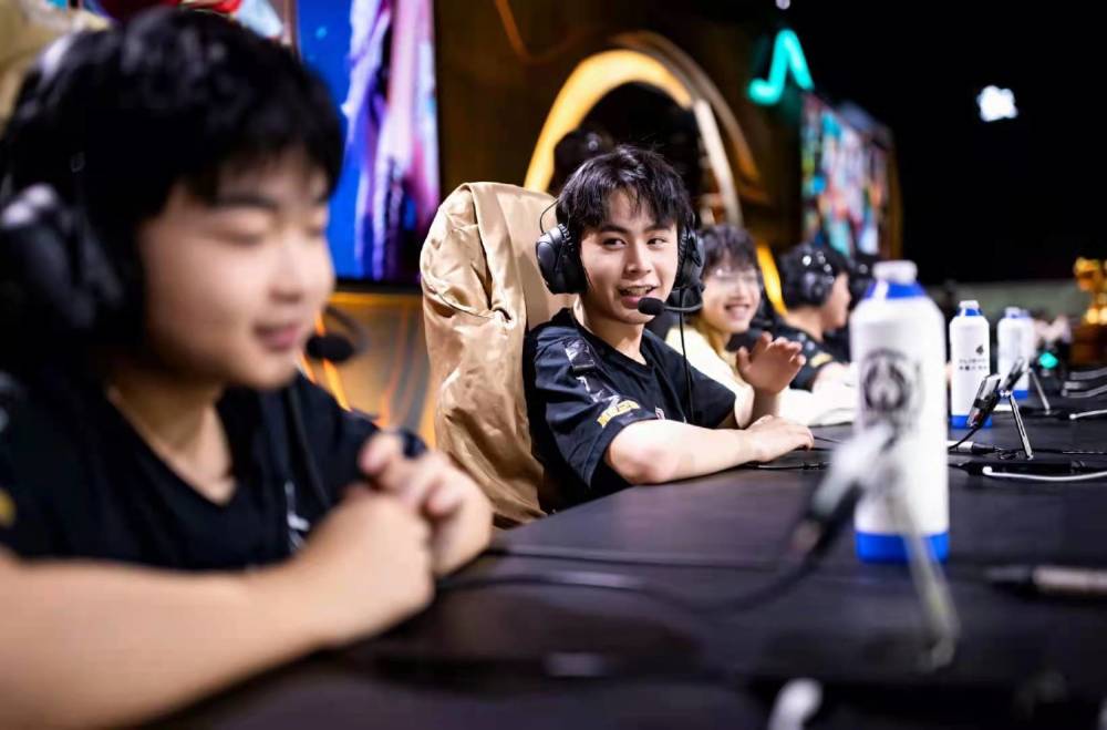 骑士之路3-2战胜IG后，LGD时隔四年再次进入季后赛